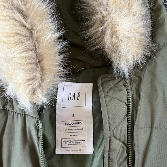 GAP Winter Coat - Picture 4 of 4